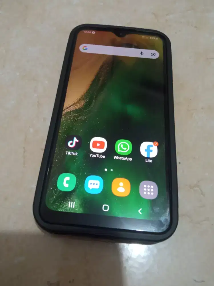 Samsung M10 ram 2/16 normql ori masi bawaan blom di bongkar2 normal