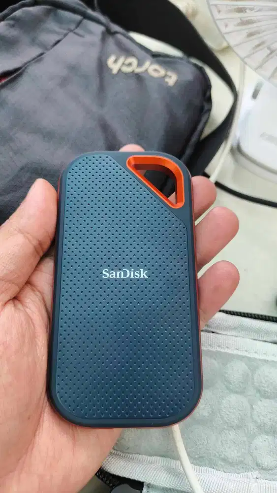 Ssd sandisk 4TB kecepatan 2000mbps