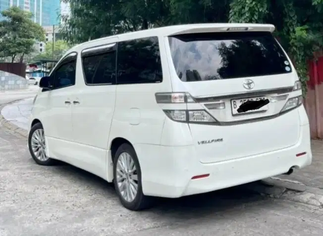 Toyota Vellfire 2013 Bensin