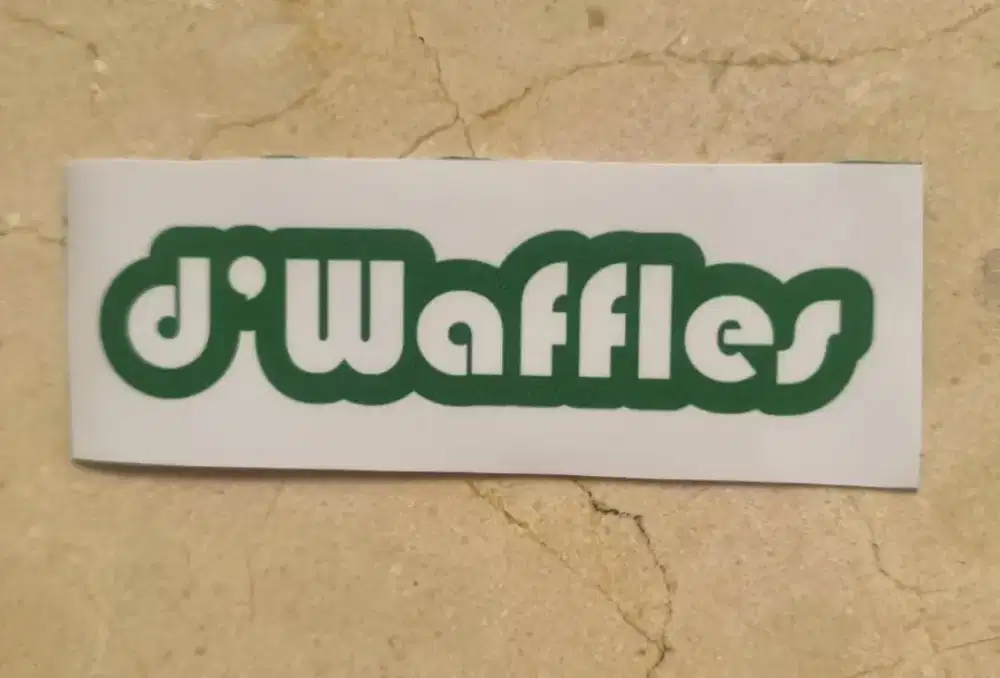 Dibutuhkan Crew Outlet Wanita