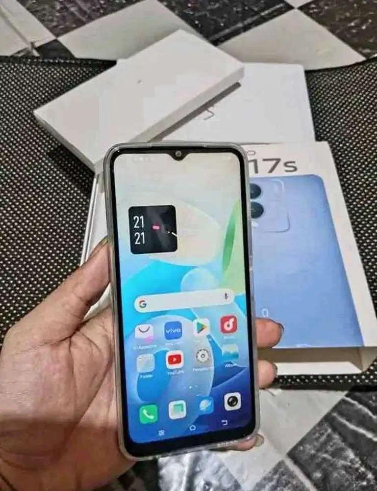 vivo y17s no minus mulus ram 8/256 msh baru