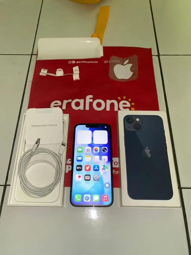 iPhone 13 128 GB Midnight Garansi On IBox