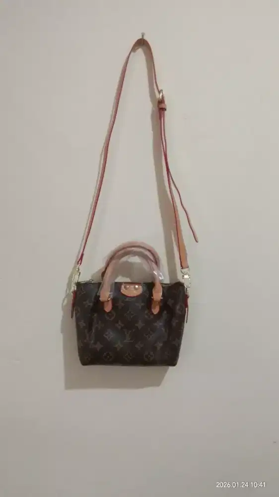 Tas selempang 23cm fullset box Baru