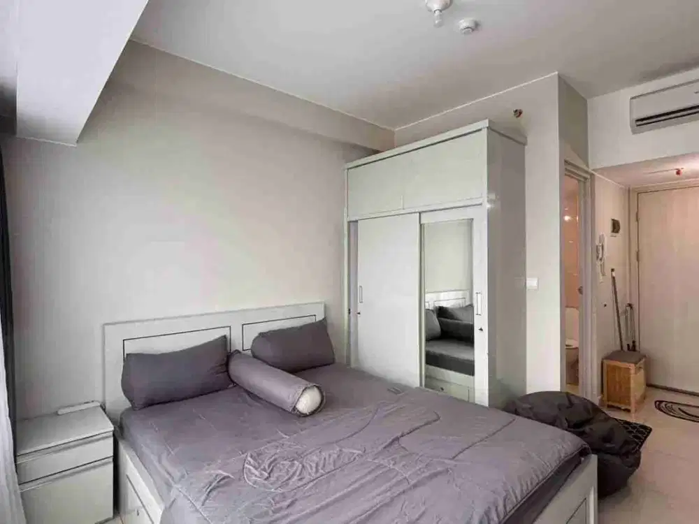 DISEWAKAN PER HARI APARTEMEN STUDIO