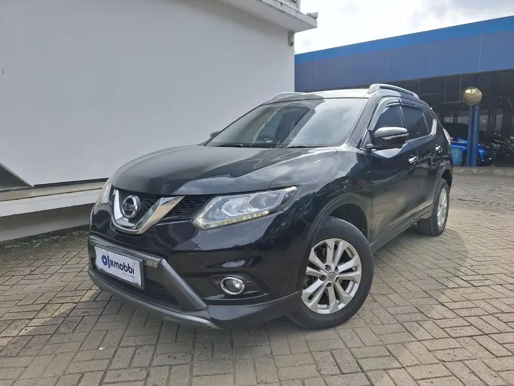 DP 1 JUTA Nissan X-Trail 2.0 Bensin-AT 2016 8SF