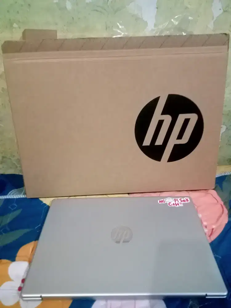LAPTOP HP 14-EM0222AU