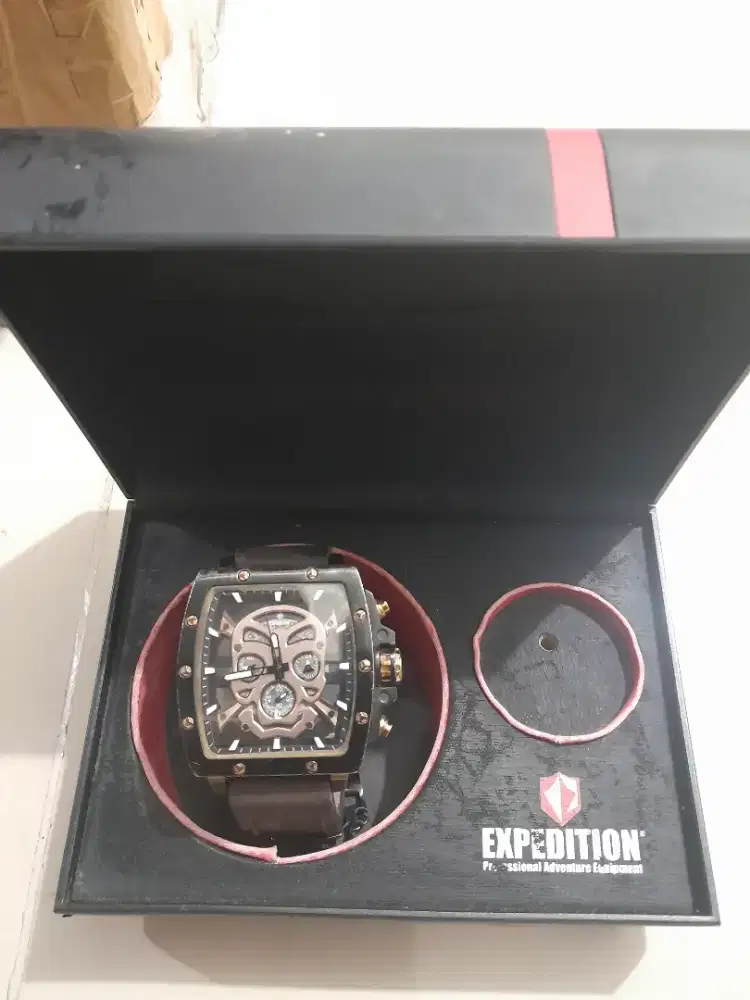 DIJUAL JAM EXPEDITION (PRIA)