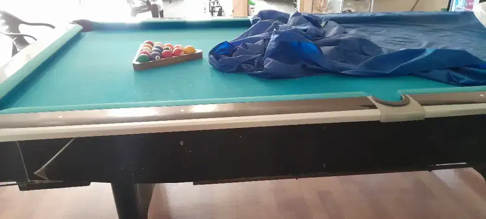 Meja Billiard Murray