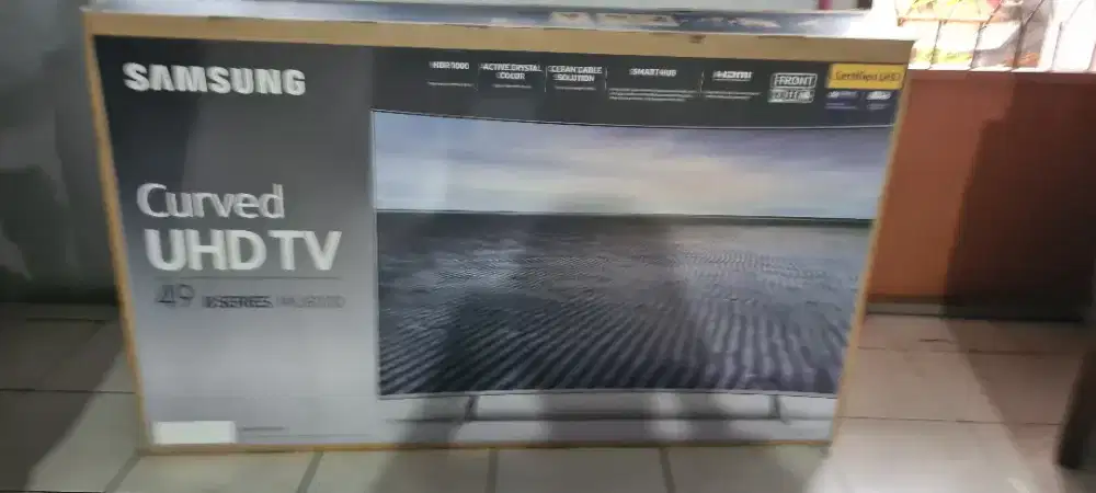 Samsung curved UHD 49 inch MU8000