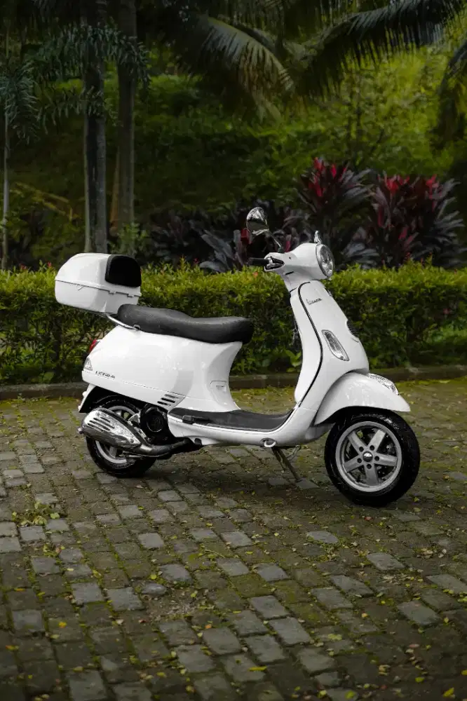 PIAGGIO VESPA MATIC LX 150 3V INJEKSI 2013