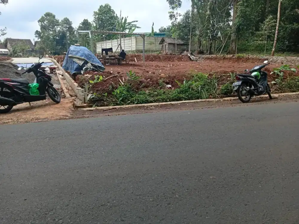 Tanah Sangat Bagus Pinggir Jalan Dekat Kampus di Kota Semarang