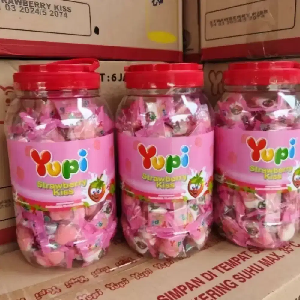 Permen Yupi 1 dus isi 6 toples