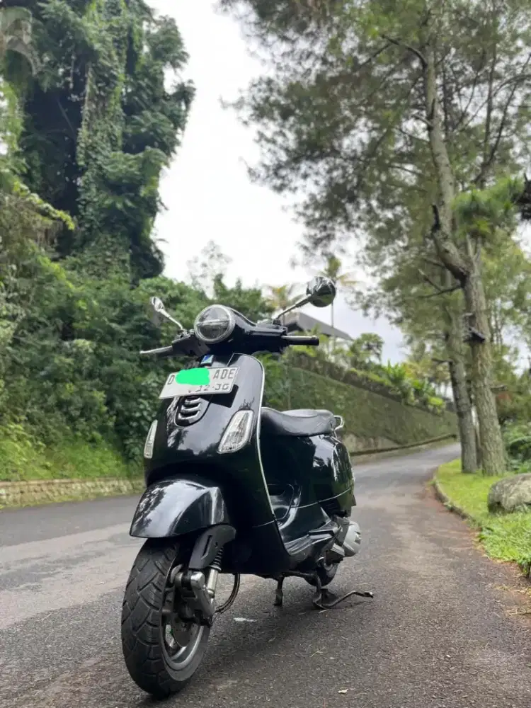 Vespa LX Iget 125 Tahun 2020