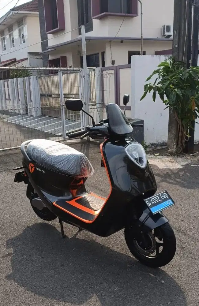 NUMPANG JUAL MOLIS MOTOR LISTRIK YADEA G6 BUARAN KLENDER