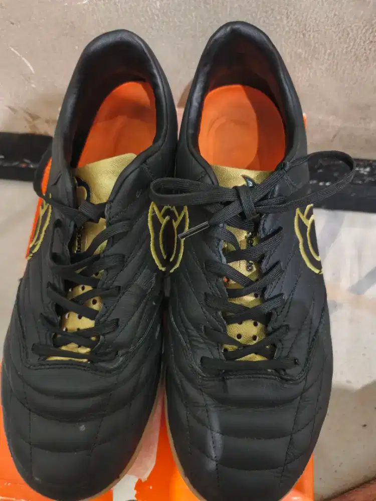 Ortuseight eltiburon v2 black( nego) size 43