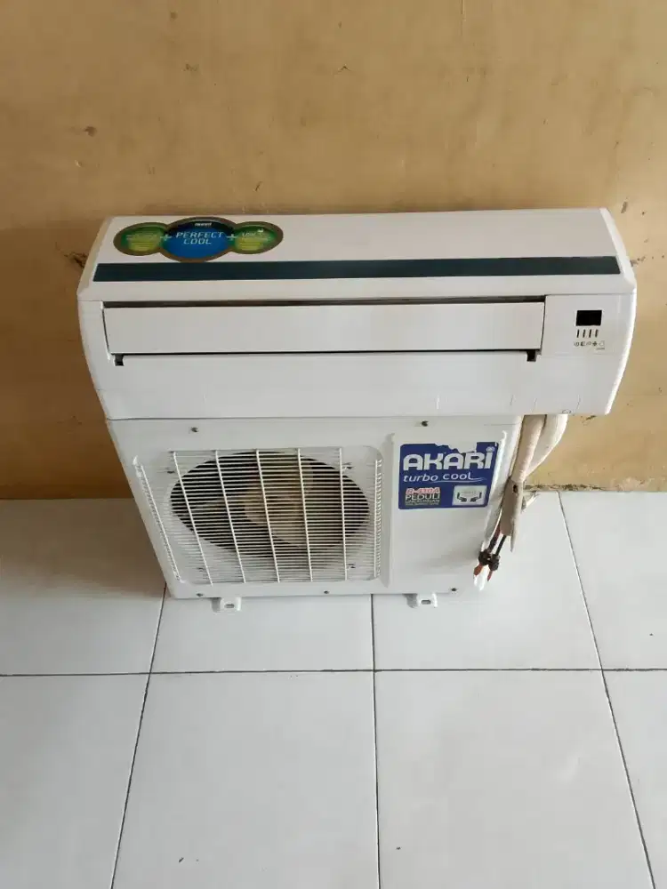 Jual/TT AC AKARI ½PK R410