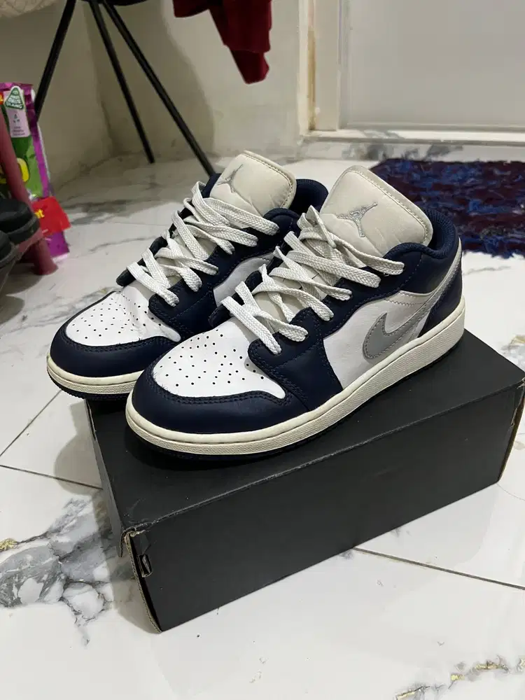 Preloved AJ 1 Low Midnight Navy