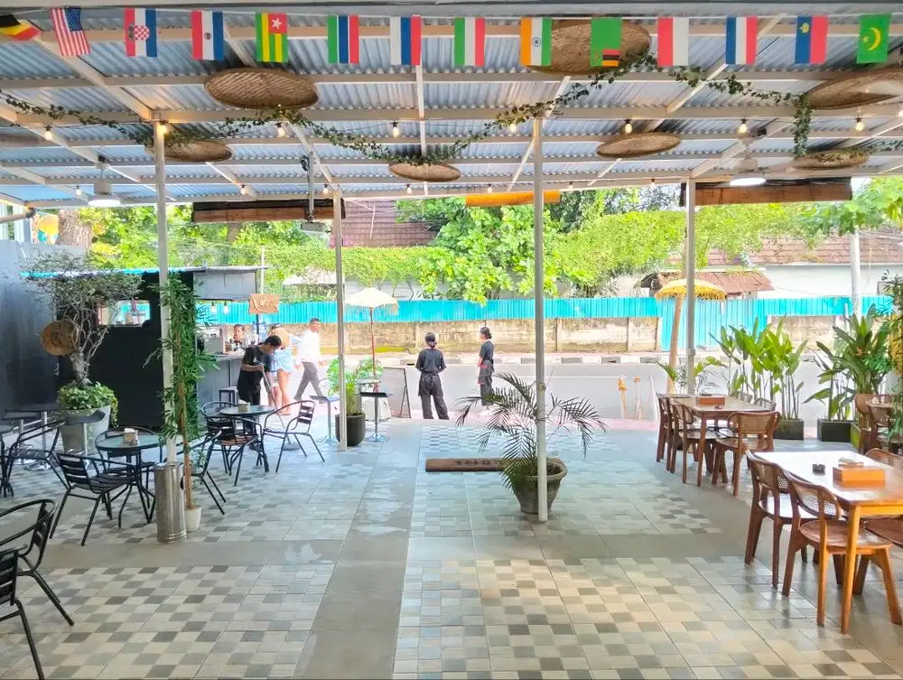 BARISTA & ASISTEN COOK