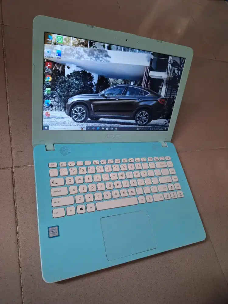Bismillah dijual laptop asus core i3 mulus siap pakai baterai 3jam