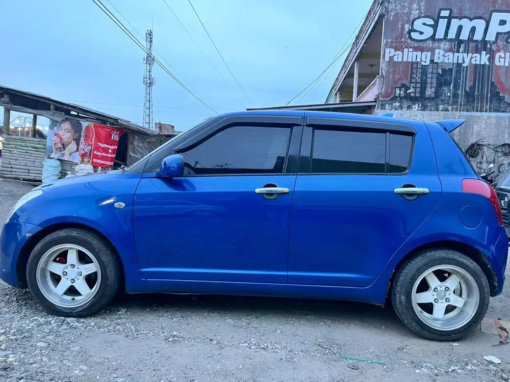 DIJUAL CEPAT MOBIL SUZUKI SWIFT
