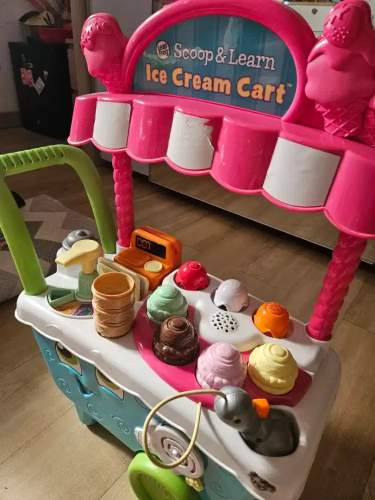 Leap frog ice cream cart