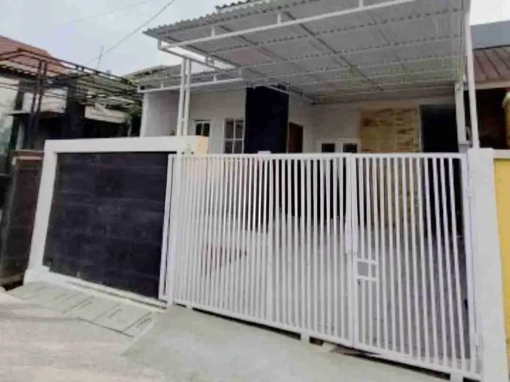 Di jual rumah 2 lantai  di Puri Kranji Regency Kota Bekasi