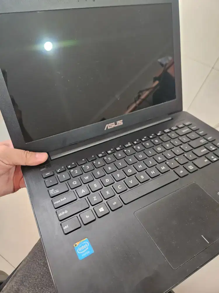 Laptop asus x453ma