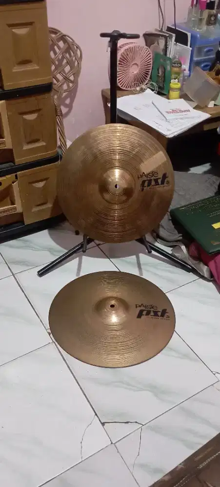 Simbal paiste pst 5, hit hat 14in. Kondisi baik dan jormal