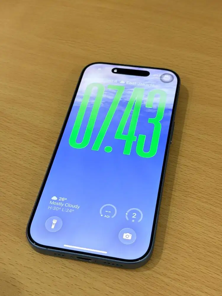 iPhone 16 256 GB ex Ibox Blue Marine Pemakaian 3 Bulan BH 100 Garansi