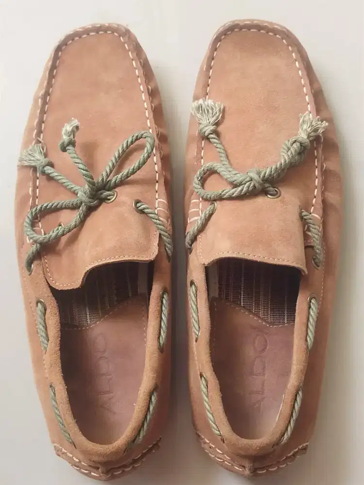 Sepatu Pria merk Aldo.