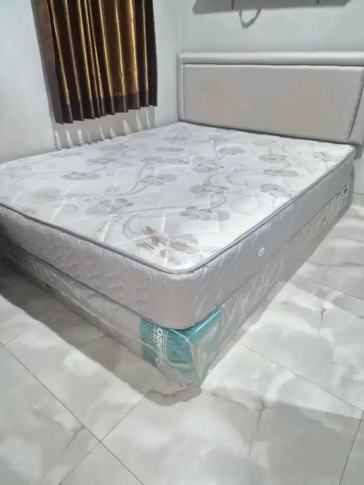 Divan + kasur 160x 200