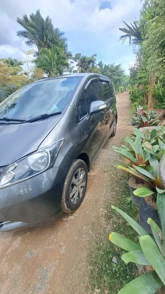 Di Jual honda freed thn 2012 metik, psd,