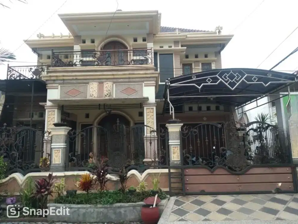 RUMAH MEWAH 2 LANTAI SAWOJAJAR 1 – DEKAT EXIT TOL MALANG