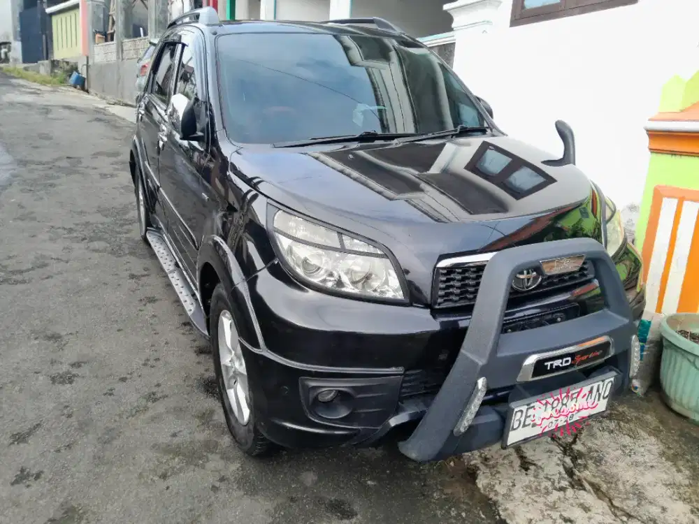 Toyota Rush 2014 Manual istimewa