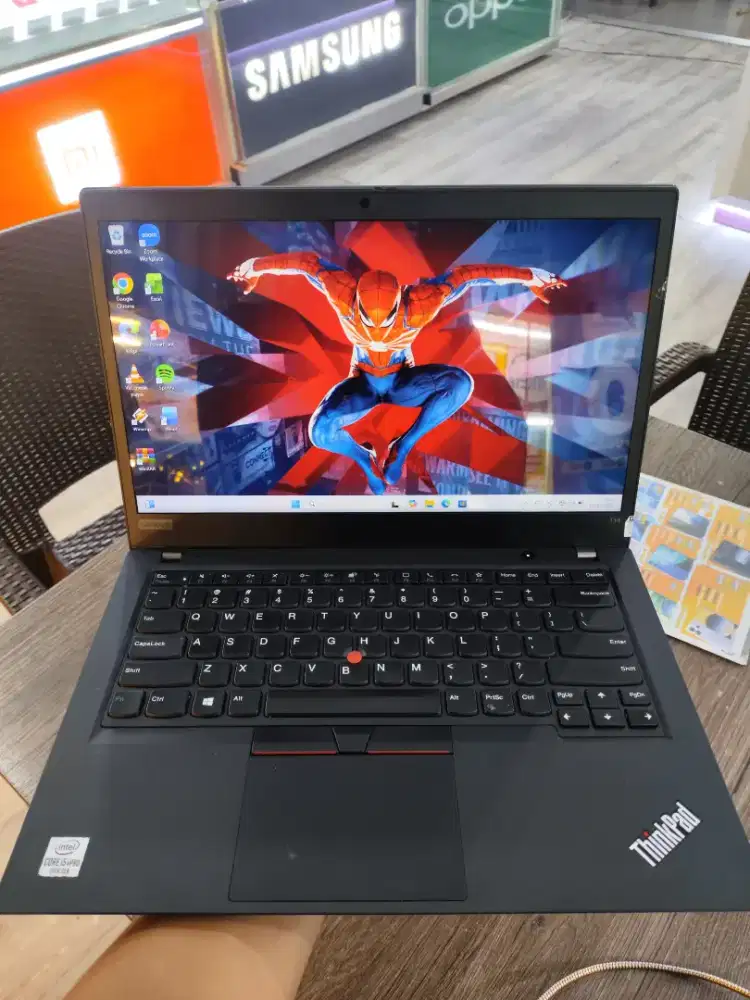 LENOVO THINKPAD CORE I5 RAM 16GB SSD 256GB SIAP PAKAI