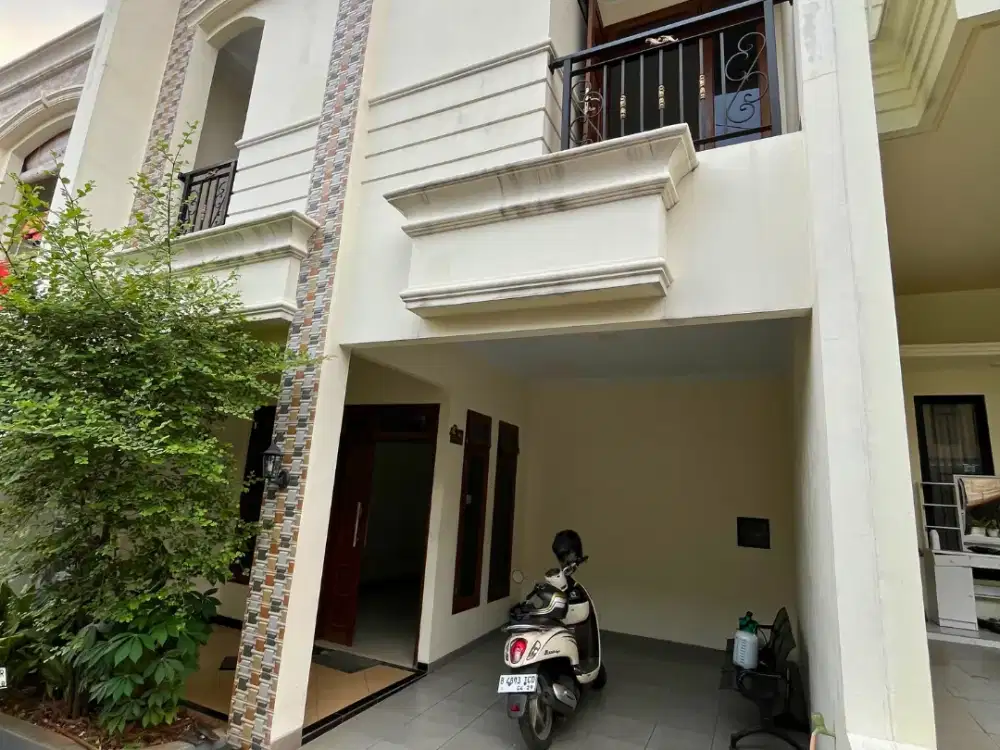 SEWA RUMAH BARU CANTIK MINI CLUSTE 4 KT JAGAKARSA JAKARTA SELATAN