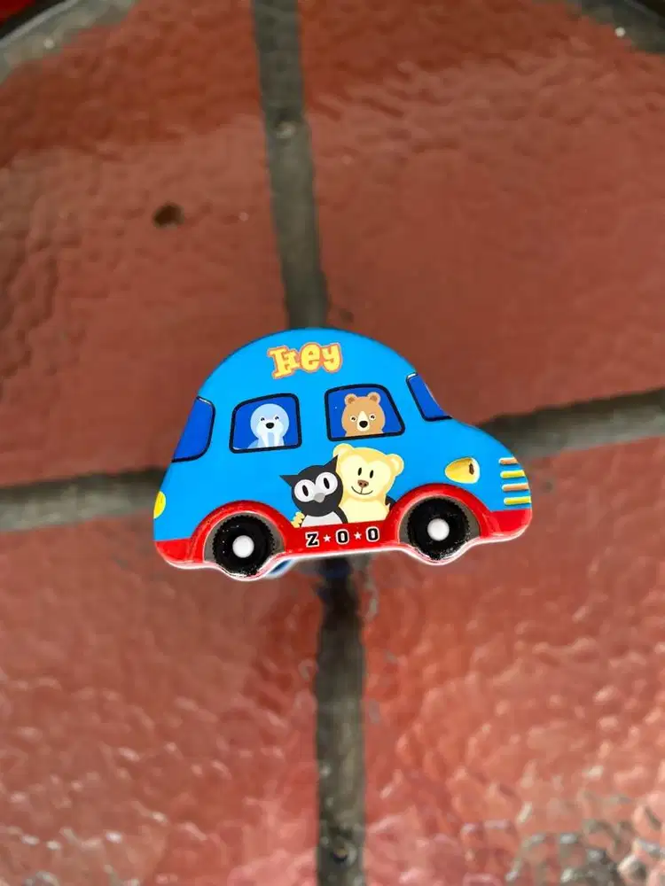 Celengan Anak Bentuk Mobil Zoo