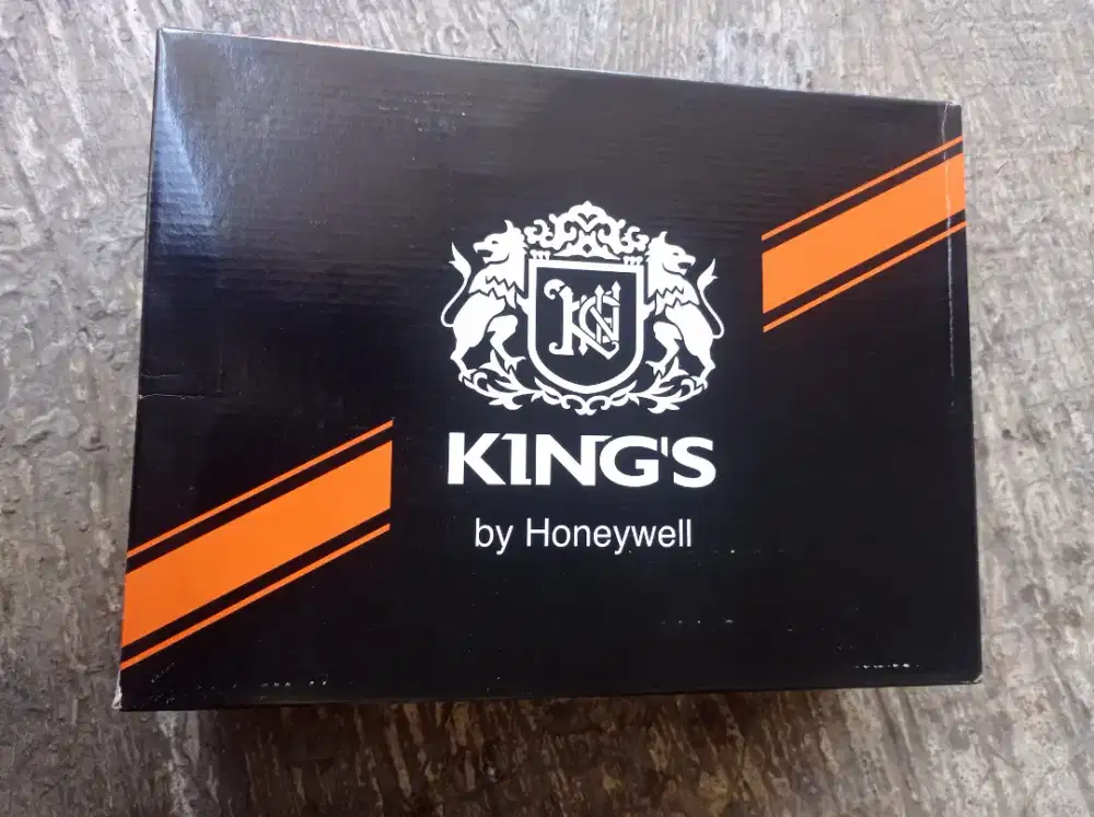 Sepatu safety king baru