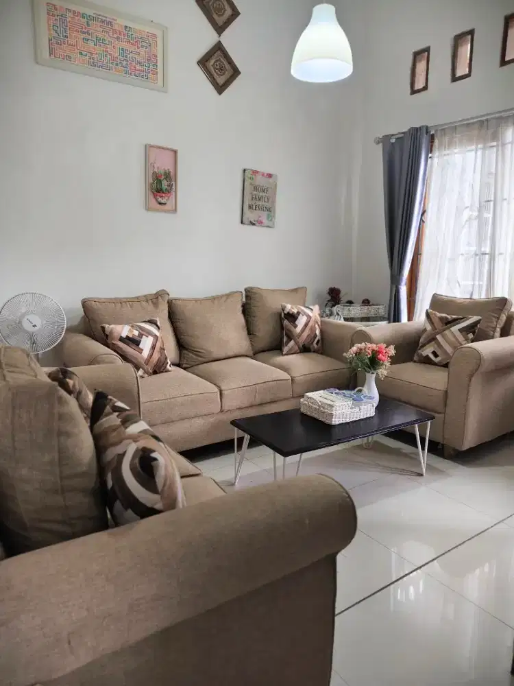 Sofa Kimmy 321 seater+meja