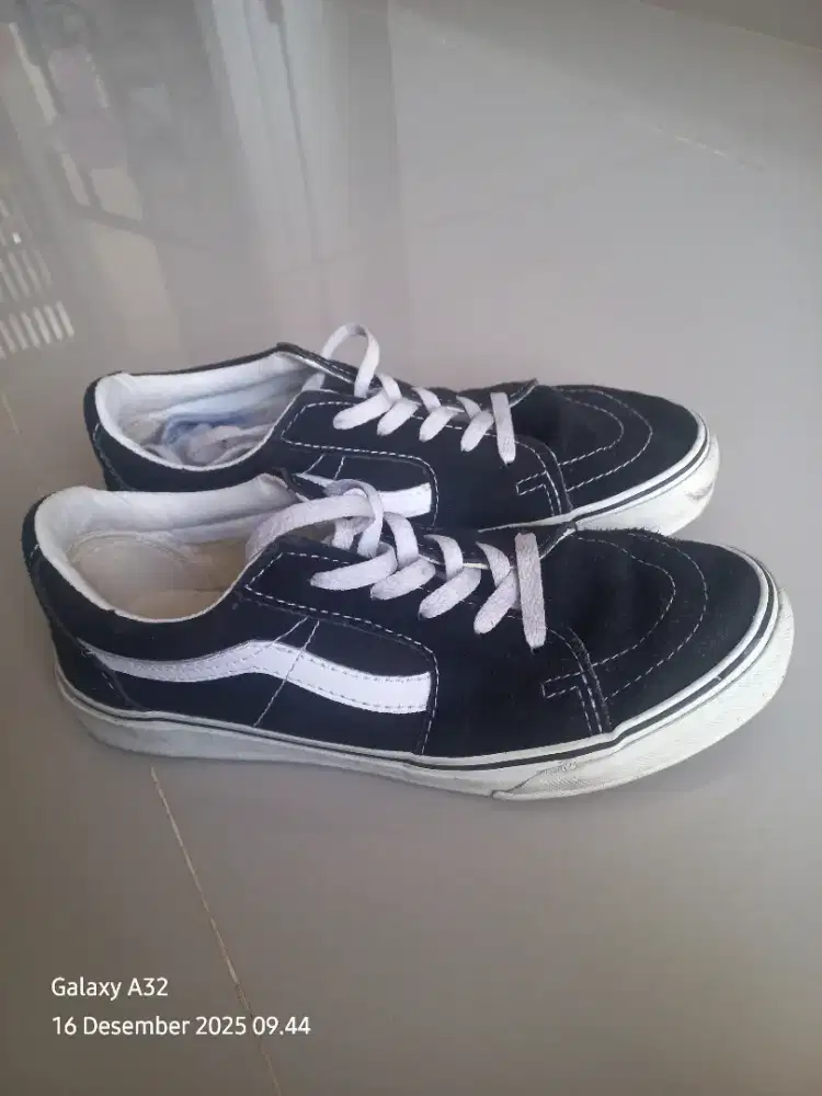 Sepatu Vans Sk8 Low