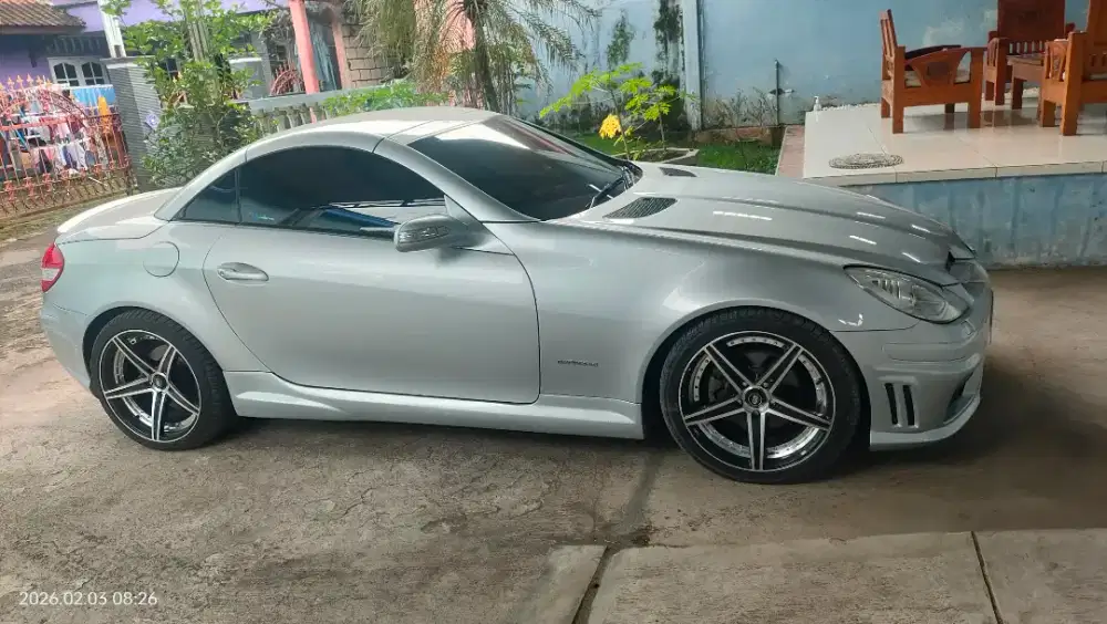 SLK200 Tahun 2005
