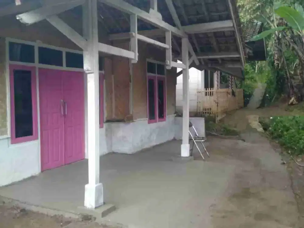 JUAL CEPAT RUMAH SEMI PERMANEN CIMAUNG CIKALONG BANDUNG SELATAN