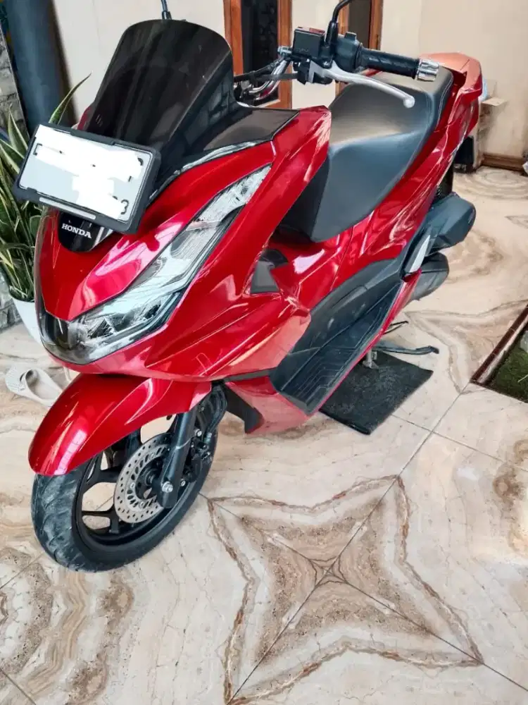 Honda pcx160 merah glossy
