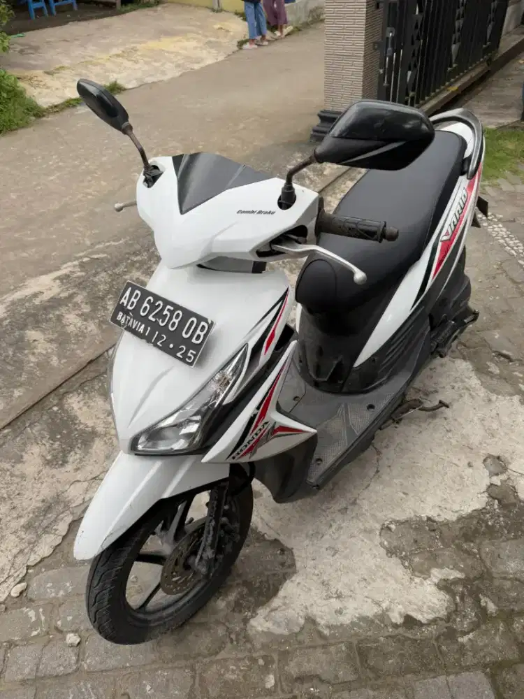 Honda Vario esp stater halus THN 2015 plat AB Bantul