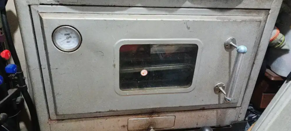 Oven gas bekas kondisi baik