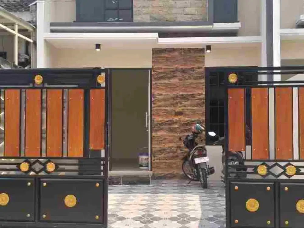 Rumah cantik Medokan Ayu Rungkut dekat jalan raya