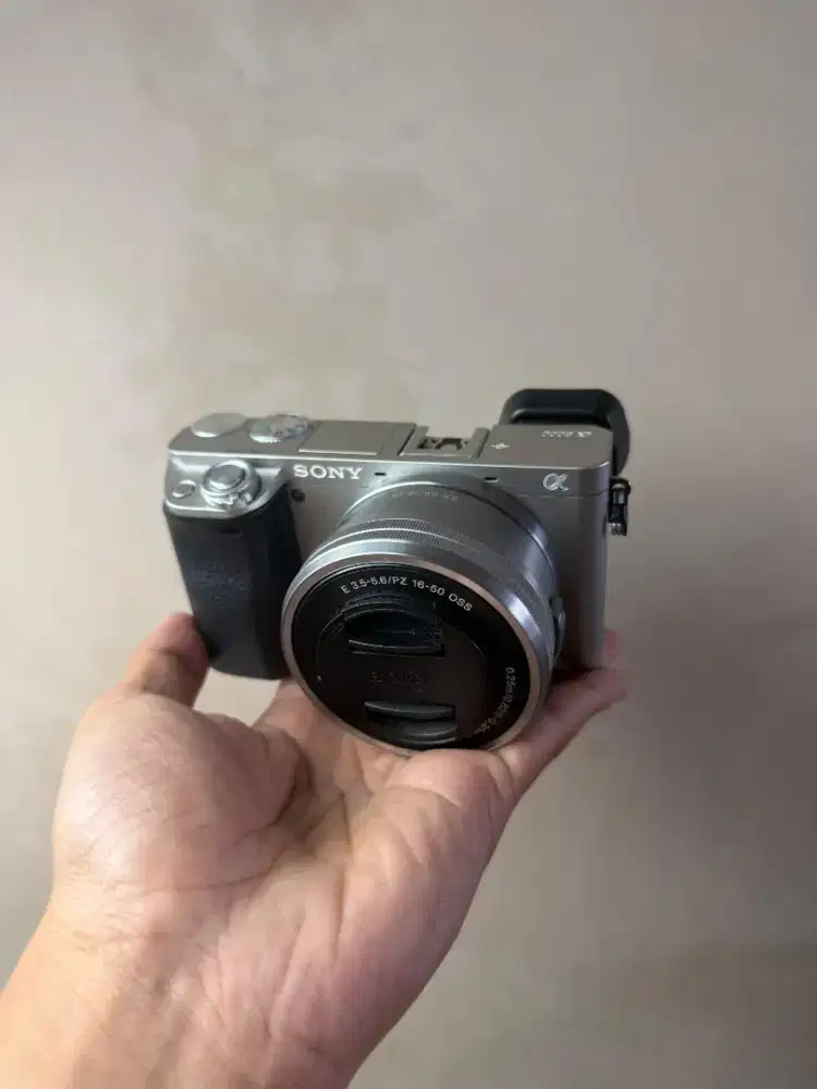 Sony A6000 Fullshet Tas Mulus likenew SC rendah 6rban