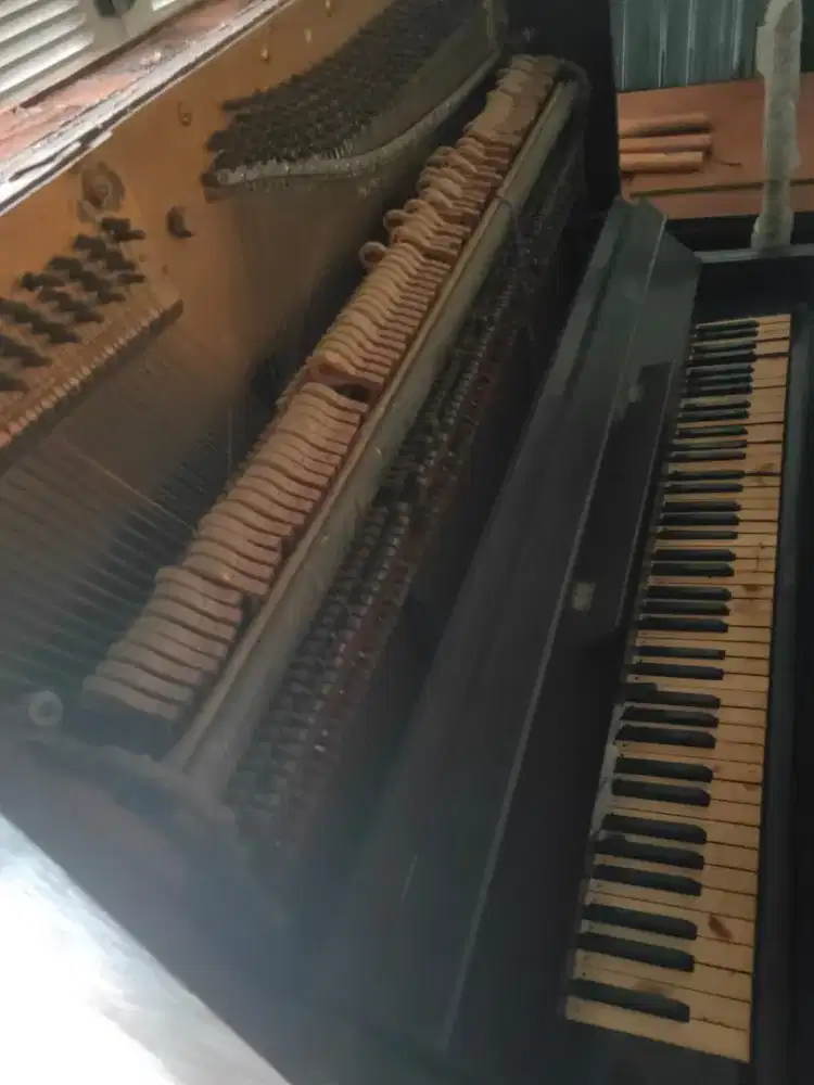 Piano jadul apa adanya