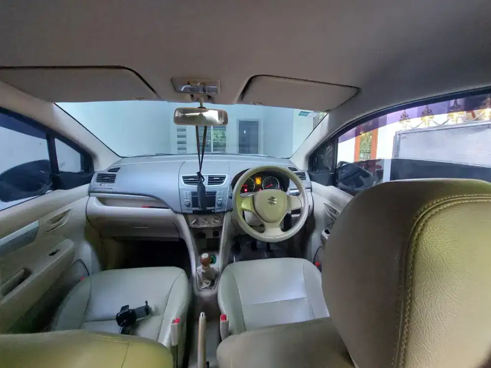 For sale::Ertiga 2013 sangat terawat