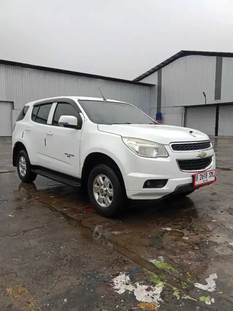 Chevrolet trailblazer 2012 4x2 solar manual grees